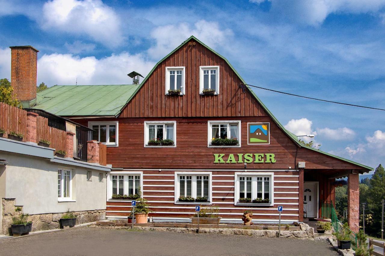 Rodinny Hotel Kaiser Desná Exterior foto